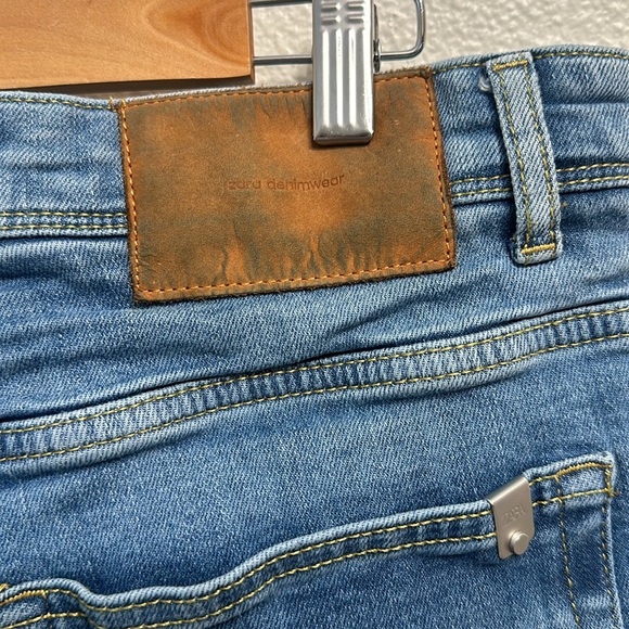 Zara jeans - Picture 3 of 3